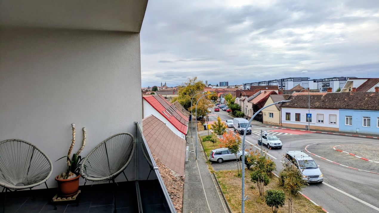 SIBIU, ZONA KOGĂLNICEANU, 55,20 mp, 2 CAMERE, LOGIE 13 MP, PARCARE SUBTERANĂ – fotografia 42 din 68