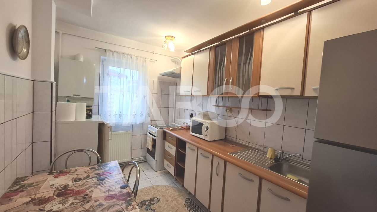 Apartament 3 camere de vanzare decomandat 58 mp zona Valea Aurie Sibiu – fotografia 3 din 11