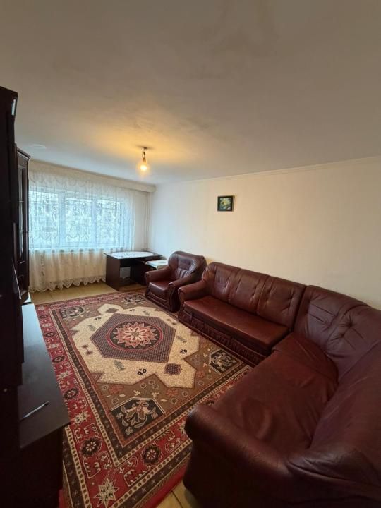 Apartament 3 camere decomandat, luminos, zona Exercițiu – Confort și liniște – fotografia 2 din 8