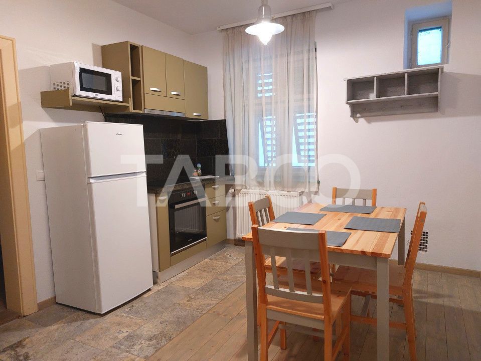 Garsoniera de inchiriat la casa camera bucatarie baie Lidl Cisnadie – fotografia 6 din 9