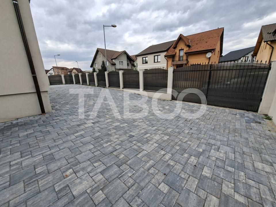 Casa individuala de inchiriat 6 camere pretabil spatiu birou Sibiu – fotografia 7 din 17
