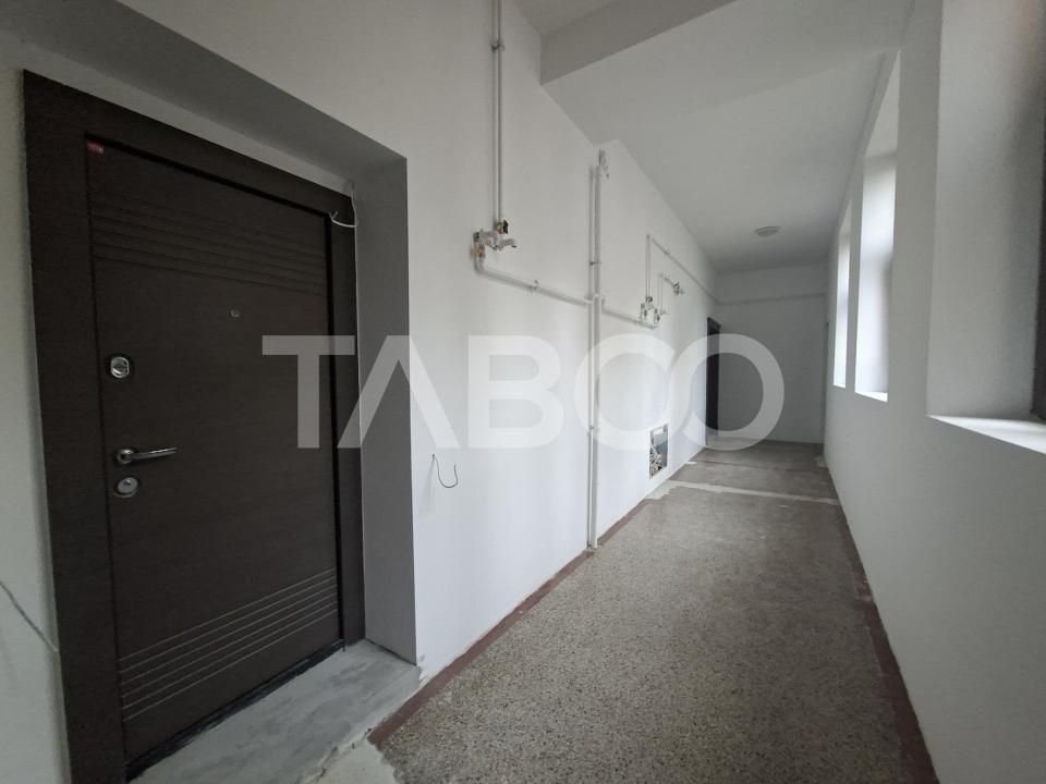 Garsoniera decomandata de vanzare in zona Centrala - cladire renovata – fotografia 12 din 13