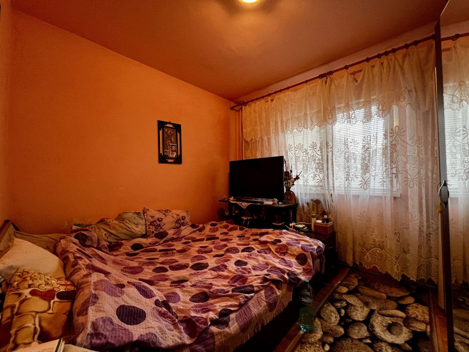 Apartament 3 camere, decomandat, 70 mp utili confort 1, parter, zona Girocului – fotografia 4 din 6