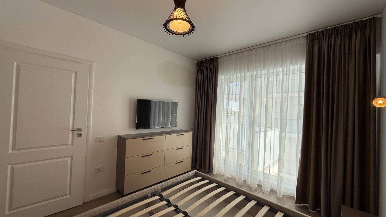 Apartamen MOBILAT in bloc finalizat cu piscina si toate utilitatile Mamaia – fotografia 19 din 23