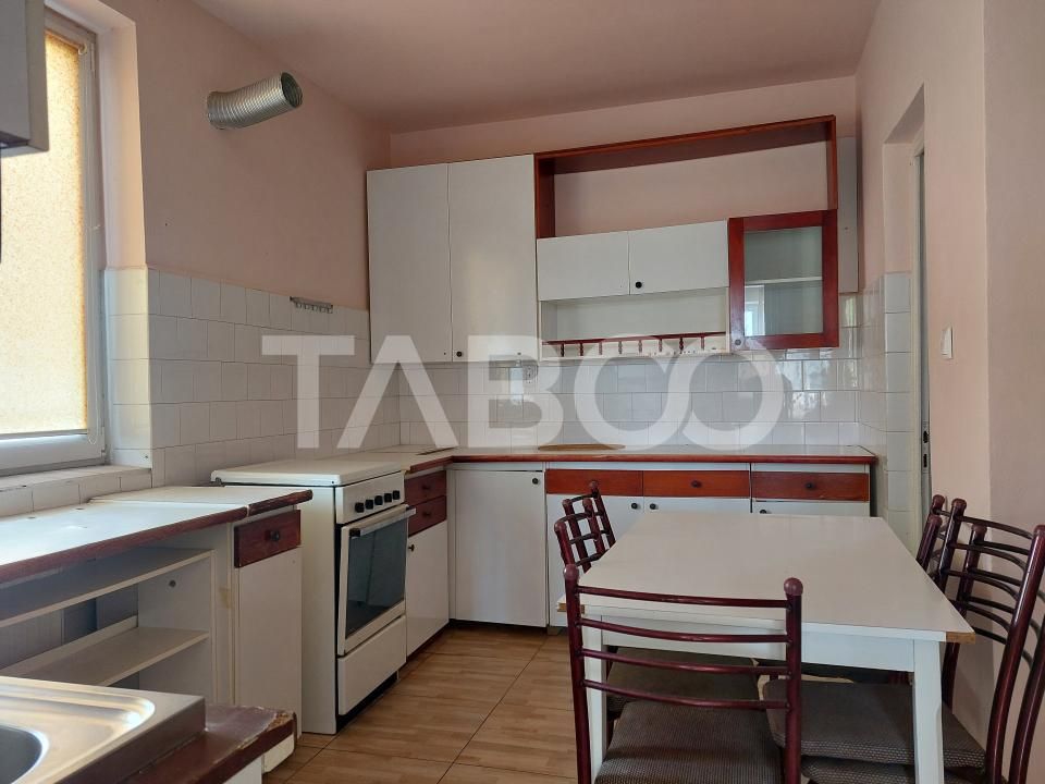 Inchiriere casa 155 mp 6 camere zona linistita panorama deosebita – fotografia 15 din 17