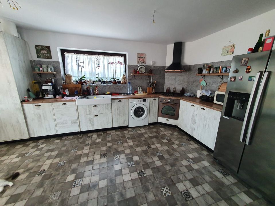 Casă modernă 2020, teren 450 mp - 1 Decembrie – fotografia 4 din 19