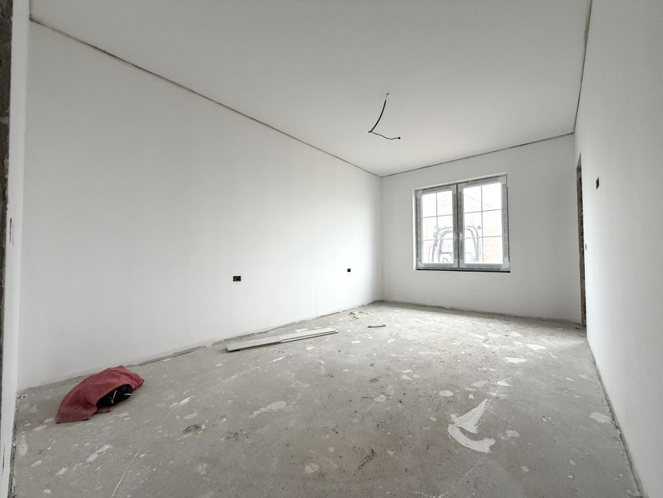 Duplex 3 camere, 88 mp utili, 366 mp teren- Urseni – fotografia 4 din 15
