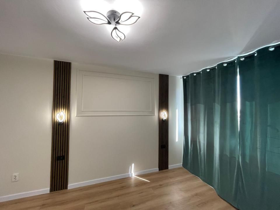 De vânzare 3 camere | Renovat complet | Calea Șagului – Shopping City | 0% comis – fotografia 1 din 9