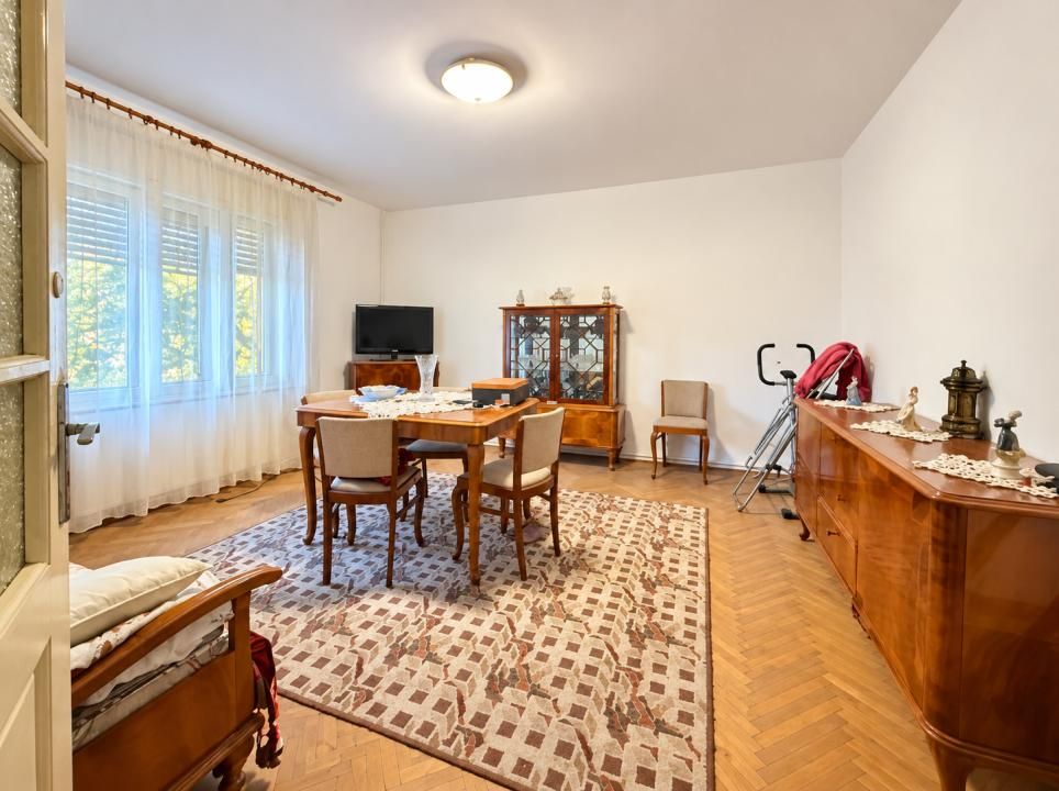 Casa cu 3 camere, 100 mp utili, 300mp teren- zona Blascovici – fotografia 1 din 6