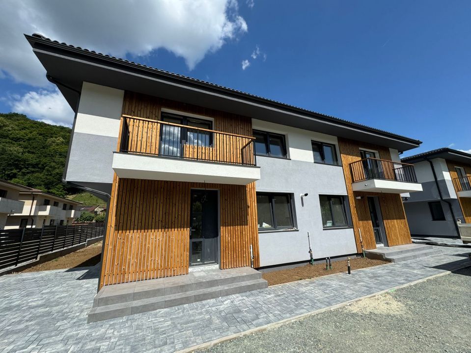 Duplex in Tauti, 4 camere, 120mp, 240mp teren – fotografia 1 din 16