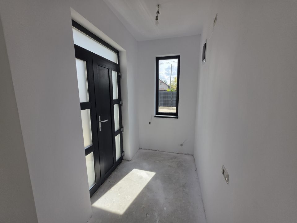Exclusivitate! Vila P+M înaltă, 7 camere, teren 458mp, Valu lui Traian! – fotografia 3 din 15