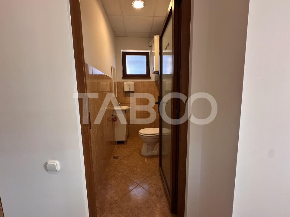 Spatiu de birouri mobilat de inchiriat acces stradal si curte Luptei – fotografia 15 din 17