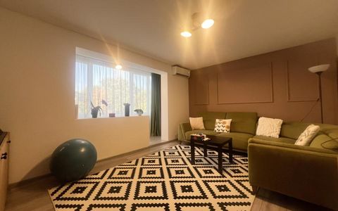 Apartament, 3 camere, 64 mp utili, garaj, decomandat - Piata Doina