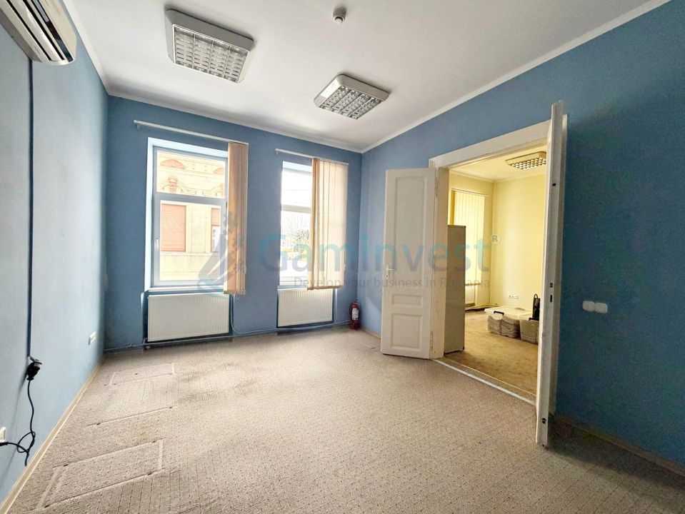 Spatiu de birou de inchiriat , 4 incaperi , zona centrala, Oradea – fotografia 2 din 7