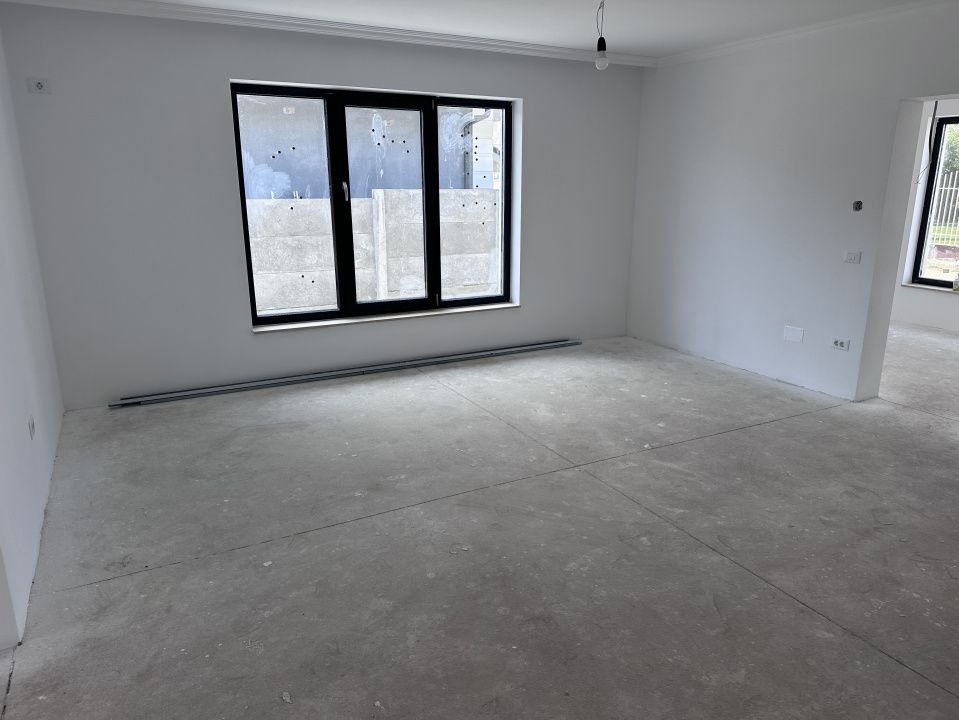 Casa individuala moderna, 4 camere, 102 mp, teren 423 + panouri fotovoltaice – fotografia 3 din 25