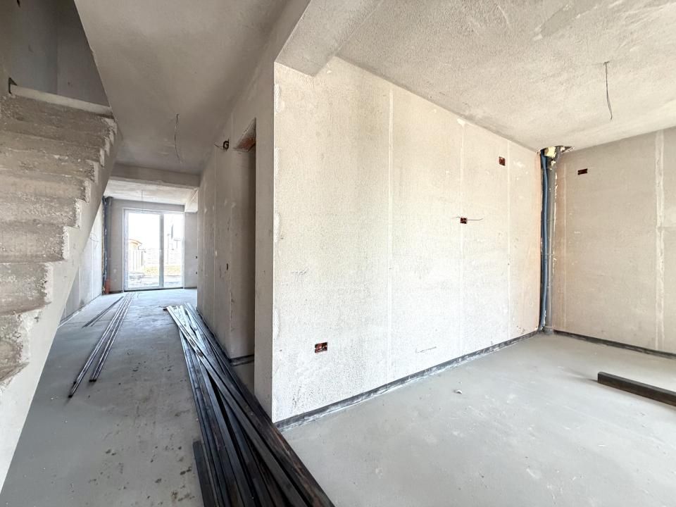 Duplex perete dublu, 4 camere, 166 mp utili, 405 mp teren - Dumbravita – fotografia 11 din 15