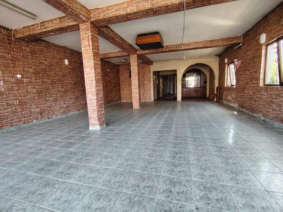 Oportunitate de investitie Hotel Ava 903 mp suprafata Ultracentral Targoviste – fotografia 1 din 2