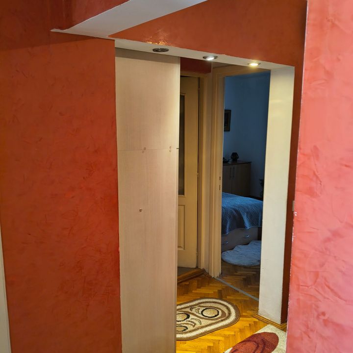 De vanzare! Apartament 4 camere, zonă excelentă – fotografia 18 din 26
