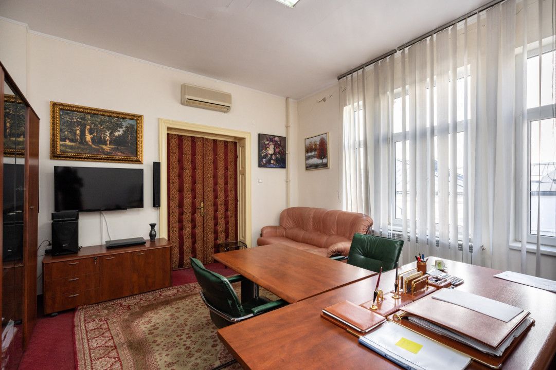 Vila 16 Camere de vanzare Unirii Primaria Sector 3 – fotografia 13 din 28