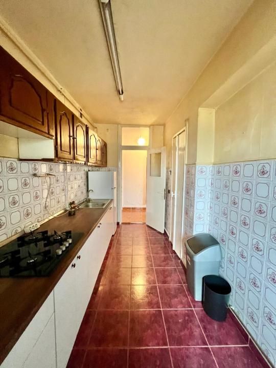 Apartament cu 3 camere, 69 mp utili, decomandat - Zona Dacia – fotografia 9 din 12