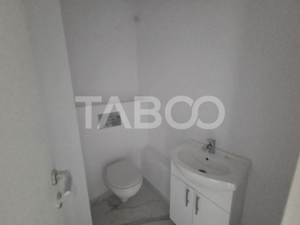 Apartament 70 mp semidecomandat 3 camere balcon 6 mp Bulevardul Unirii – fotografia 9 din 12