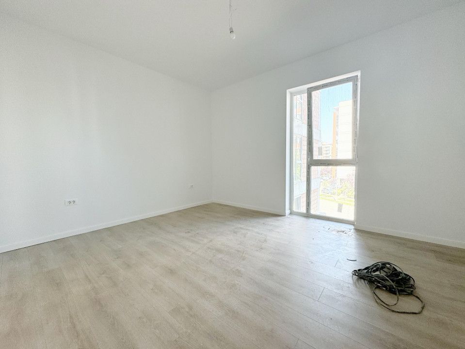 Apartament 2 camere, decomandat, 55 mp utili, etaj 2-Aradului – fotografia 2 din 5