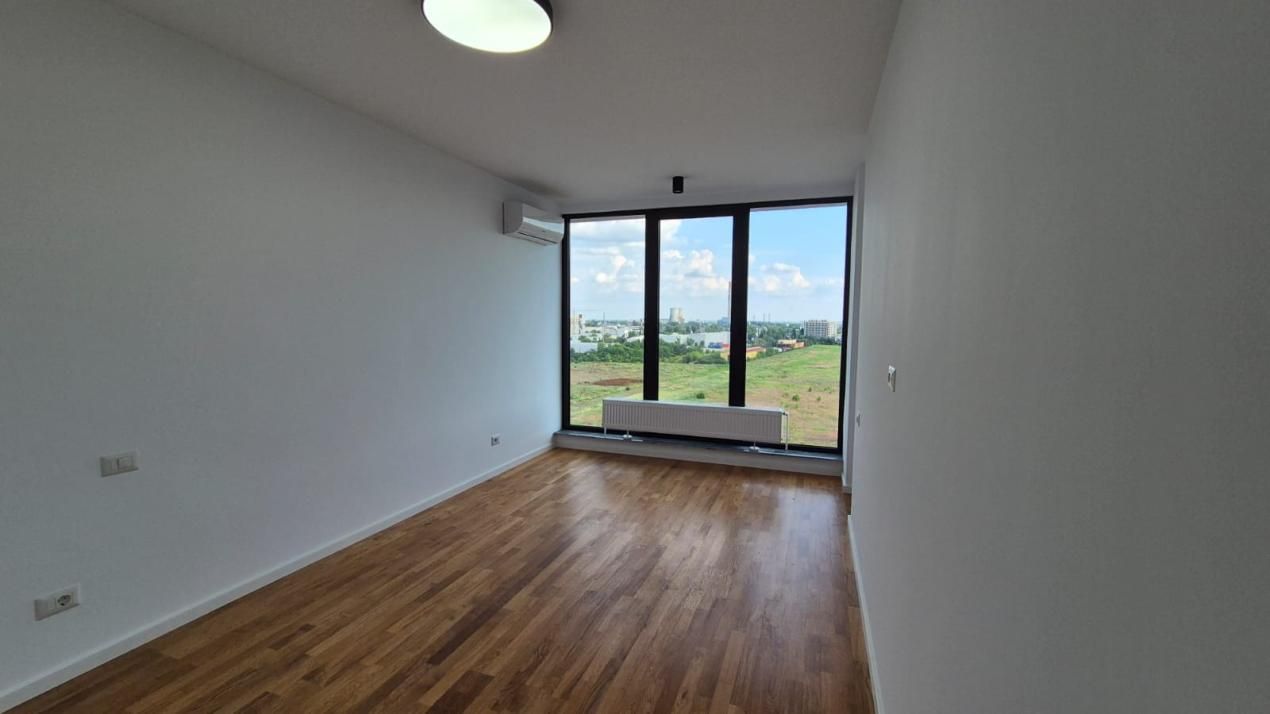 Apartament 3 camere de vânzare cu loc de parcare inclus – fotografia 1 din 11