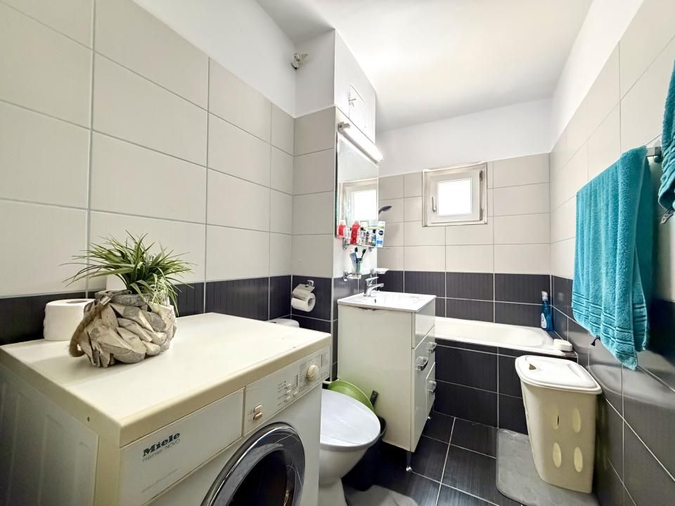Apartament spatios, 3 camere, 64 mp utili, etaj 2 - Zona Lipovei – fotografia 11 din 11