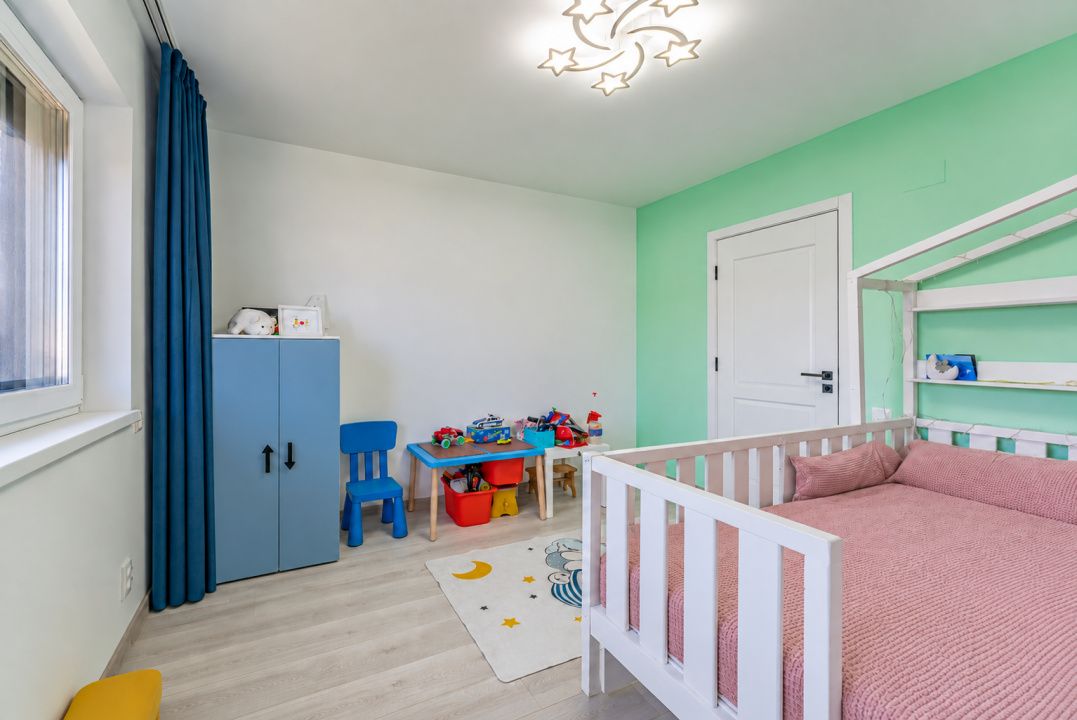 Casa in Harman, cu 4 dormitoare, terasa generoasa si teren de 652 mp – fotografia 22 din 39
