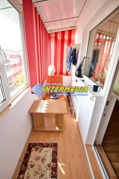 Apartament cu 2 camere de vanzare in Alba Iulia Cetate Piata mobilat si utilat – fotografia 7 din 15