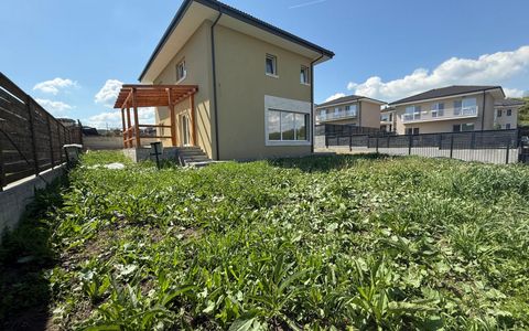 Casă Individuală | 120 mp utili | teren 438mp | Dezmir