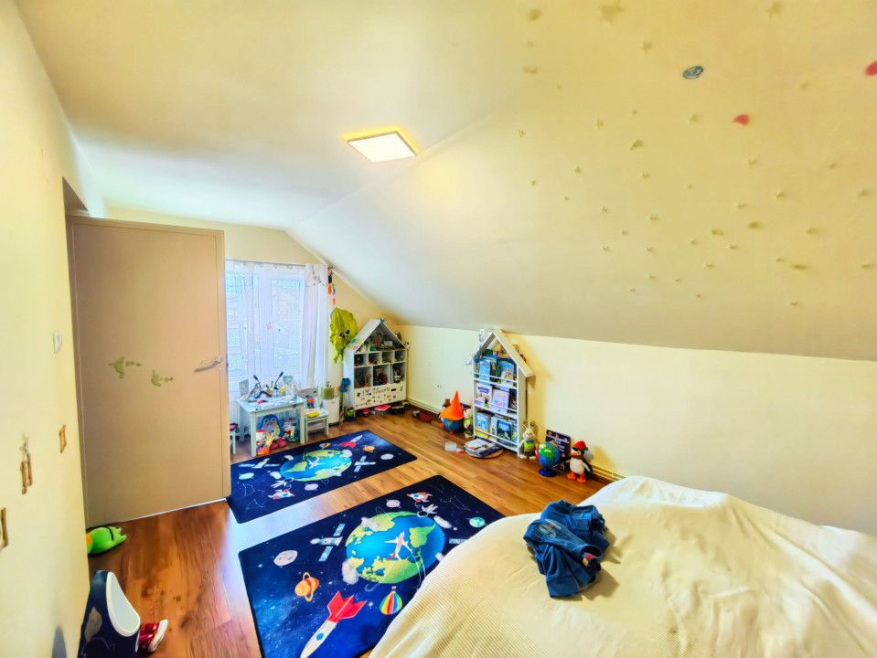 Casa Inedita , 300 mp utili, P+M,  5 bai, 6 dormitoare , 1975 mp teren,  Sacalaz – fotografia 80 din 91