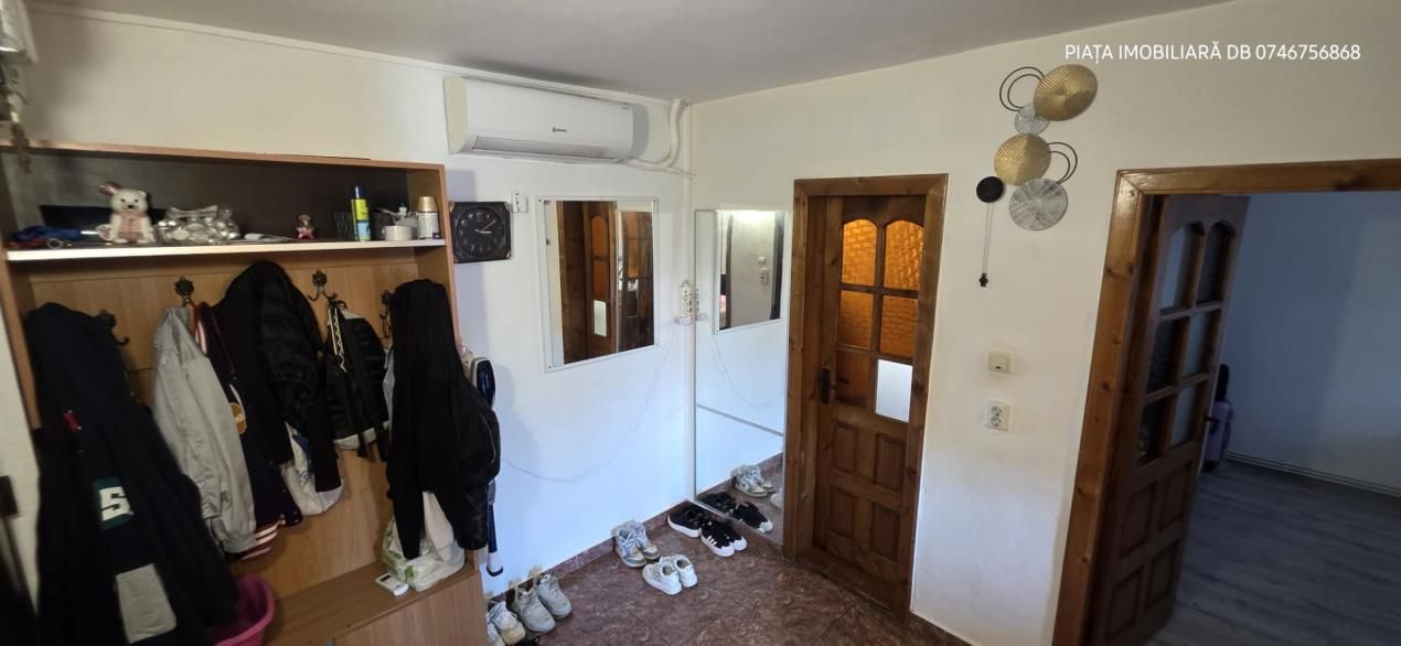 Apartament 2 Camere Decomandat – Micro 4, Târgoviște – foarte spațios – fotografia 10 din 12