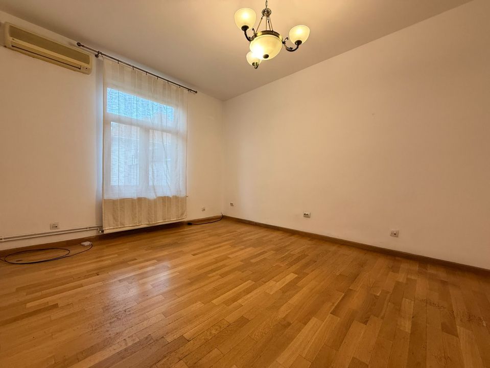 Vila individuală Decebal/ Piata Alba Iulia/ 5 camere/ curte/  ideal birou – fotografia 5 din 20