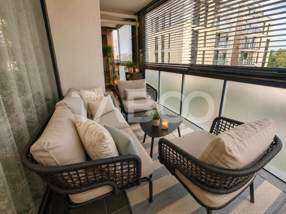 Apartament de vanzare 4 camere balcon boxa lift bloc nou zona Centrala – fotografia 19 din 20