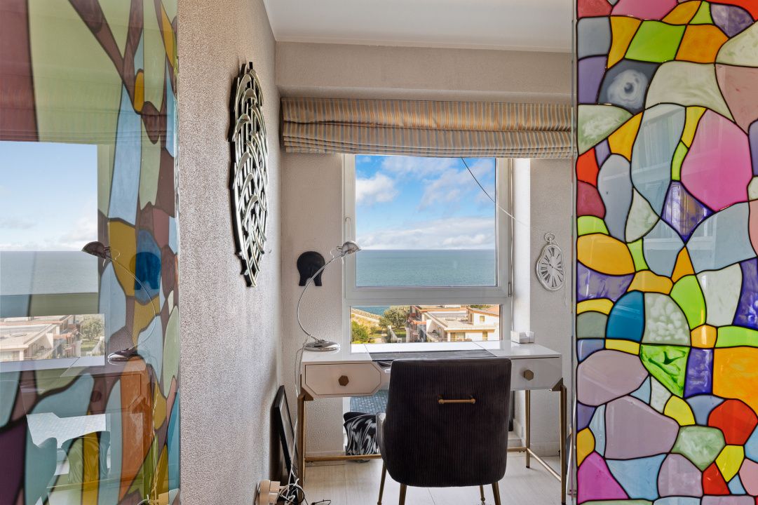 Penthouse pe 2 niveluri | vedere frontală la mare 180° | Faleza Nord – Constanța – fotografia 12 din 18