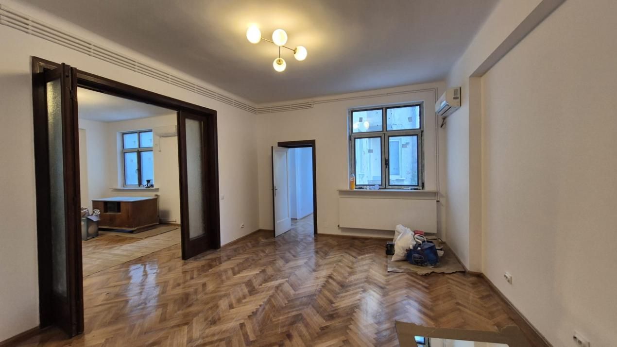 SPATIU DE INCHIRIAT - PIATA ROMANA – fotografia 8 din 8