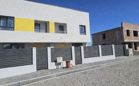 Casa 4 camere, P+1, 99mp | gaz, curent, apa si canal | Acces rapid DR9