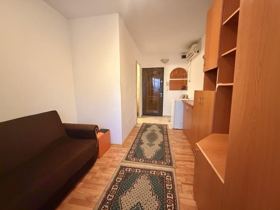 Garsoniera de vanzare 15 mp - Lipovei – fotografia 1 din 4