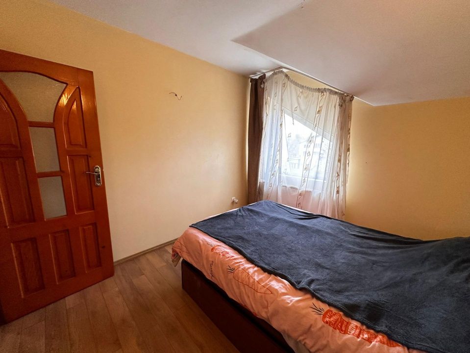 Casa in Centru finisata, mobilata, utilata complet – fotografia 11 din 26