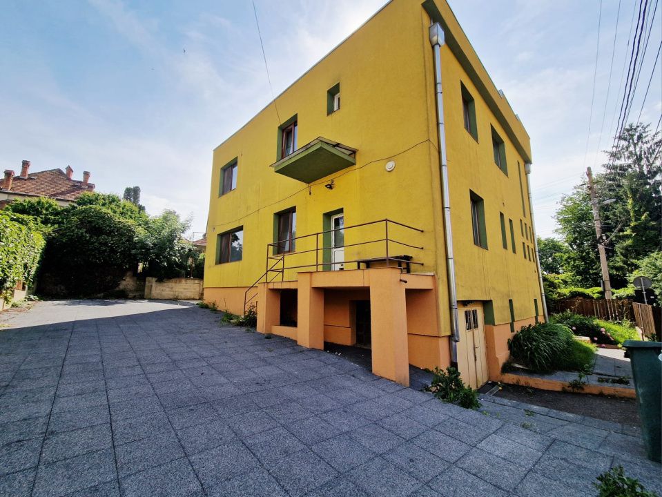 Casa pentru activitati de birouri in Andrei Muresanu – fotografia 1 din 22