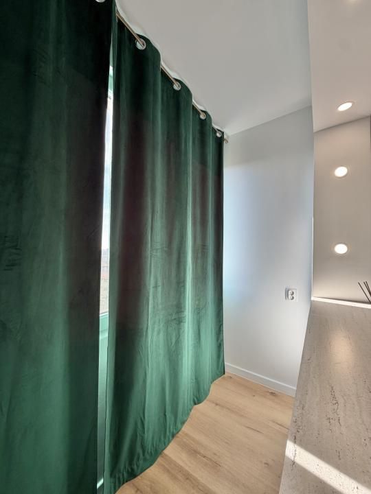 Apartament 2 camere, renovat complet, etaj 9/10, zona Dambovita – fotografia 3 din 17