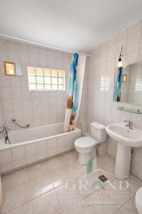 Casă individuală| 200 mp utili | 5 camere | Curte | 2 parcări | Gheorgheni – fotografia 6 din 8
