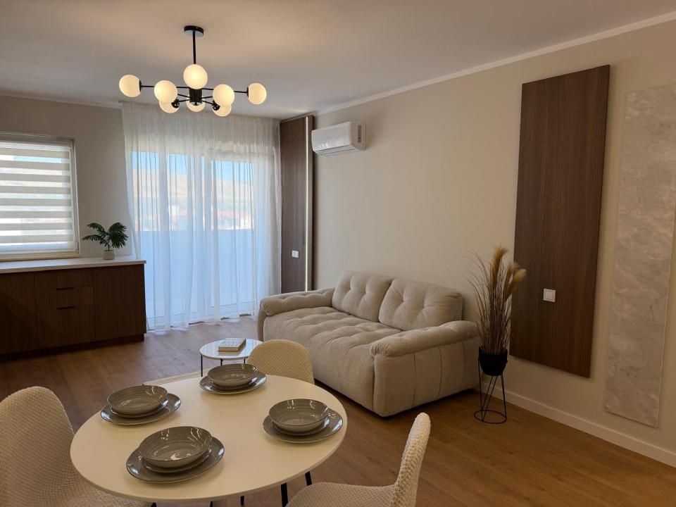 Apartament 2 Camere, MODERN, 53 mp, lift, AC, panoramic, garaj, zona Eroilor! – fotografia 1 din 9
