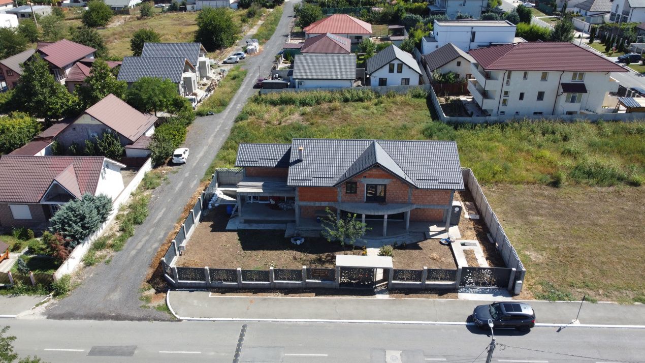 Casa P+M la Rosu in Valu lui Traian – fotografia 3 din 17