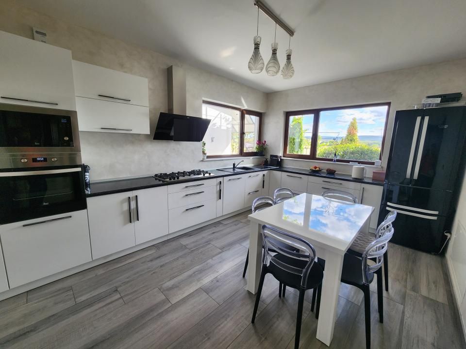 Casa individuala, 200 mp, teren 500 mp-Someseni – fotografia 2 din 11