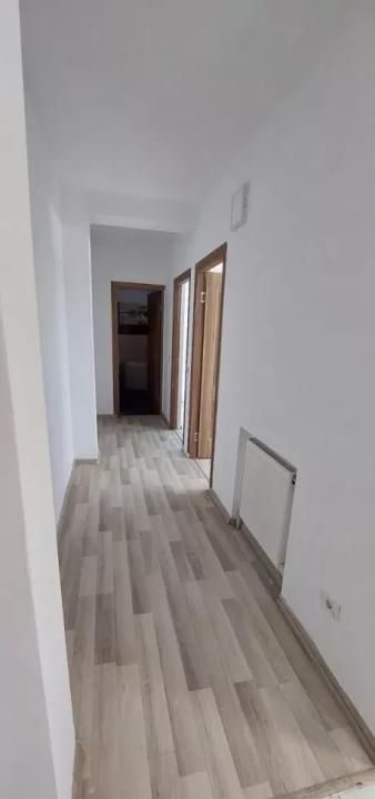 3 Camere de inchiriat | Rahova | Centrala proprie | x2 Bai – fotografia 7 din 8
