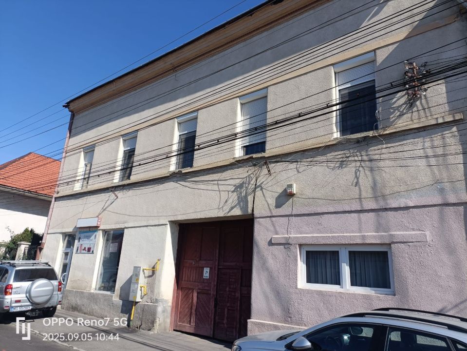 Casă de vânzare în Reghin zona centrală. – fotografia 11 din 13