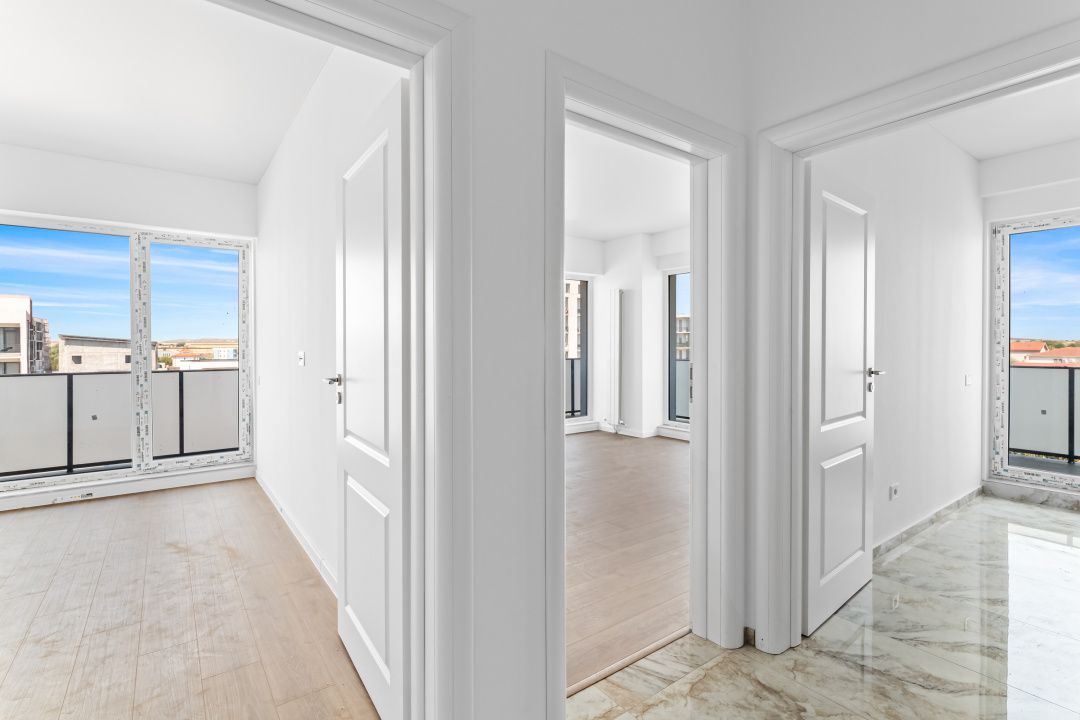 Apartament decomandat si terasa 59 mp pe partea cu Lacul – fotografia 1 din 31
