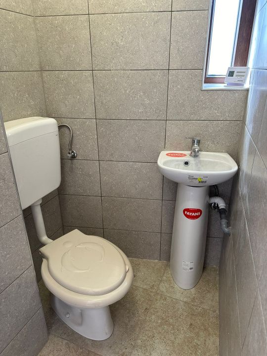 Spatiu comercial de închiriat  Reghin – fotografia 8 din 9